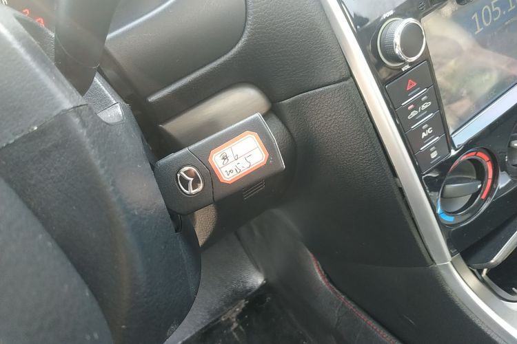 马自达6 2014款 2.0L 自动经典型中控内饰7001