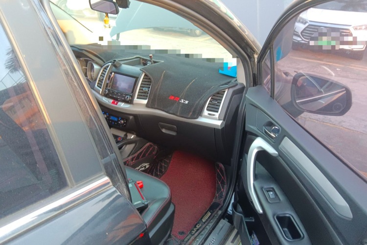 江汽集团 瑞风S3 2016款 1.5L CVT豪华智能型局部细节9005