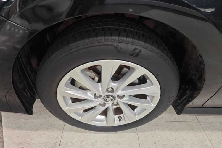 丰田 凯美瑞 2021款 2.0G 豪华版车身外观6007