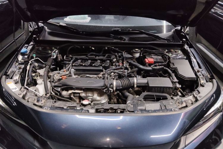 本田 思域 2022款 240TURBO CVT劲动版机舱底盘24