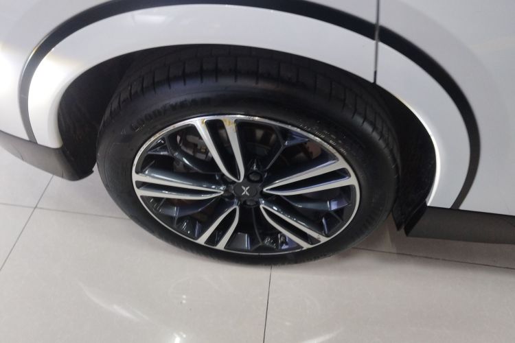 小鹏G6 2023款 755 超长续航 Max车身外观6002