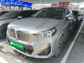 宝马iX1 2023款 xDrive30L M运动套装