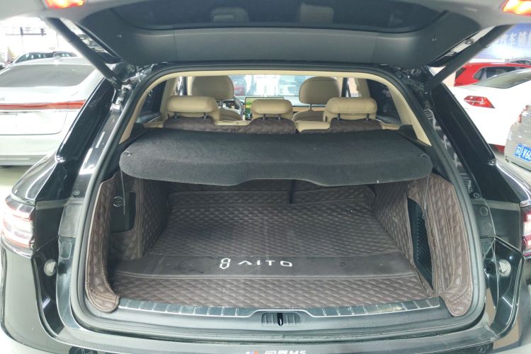 鸿蒙智行 问界M5 2022款 纯电四驱性能版局部细节23