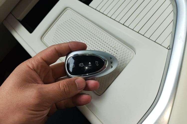 魏牌 蓝山 2025款 四驱 Ultra中控内饰11