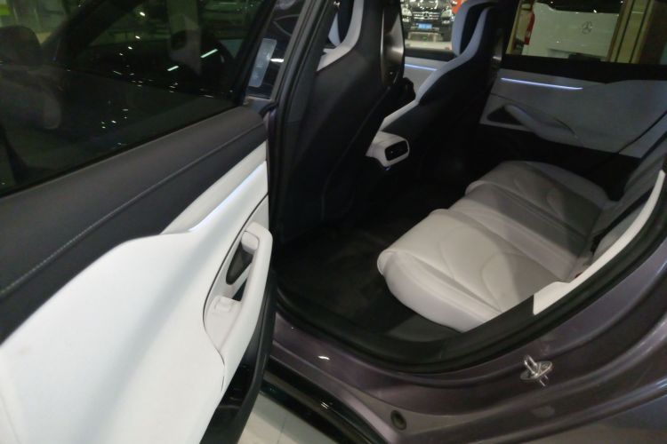 小米汽车 小米SU7 2024款 后驱长续航智驾版中控内饰7004