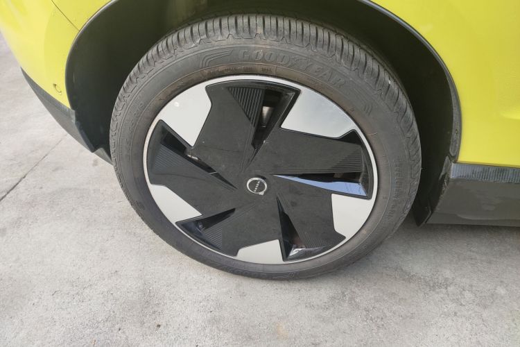 沃尔沃EX30 2025款 后驱长续航版 Ultra车身外观6008