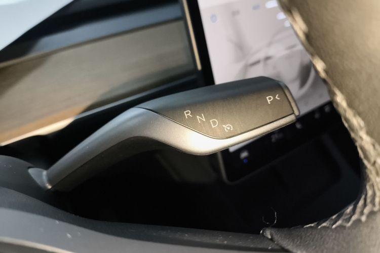 特斯拉 Model Y 2021款 长续航全轮驱动版局部细节18