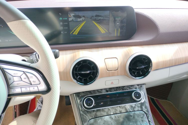 东风风行 风行游艇 2022款 1.5T DCT逐浪版中控内饰16