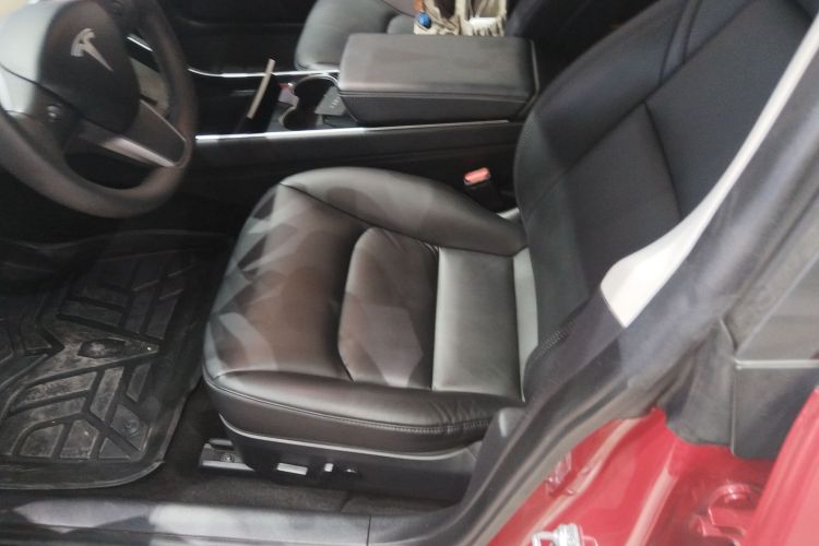 特斯拉 Model 3 2019款 标准续航后驱升级版局部细节19