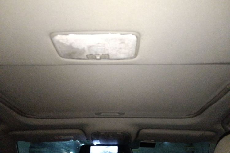 丰田 卡罗拉 2012款 炫装版 1.8L CVT GL-i中控内饰22