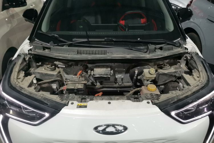 奇瑞新能源 奇瑞无界Pro 2022款 301km 灵兽版 磷酸铁锂机舱底盘24