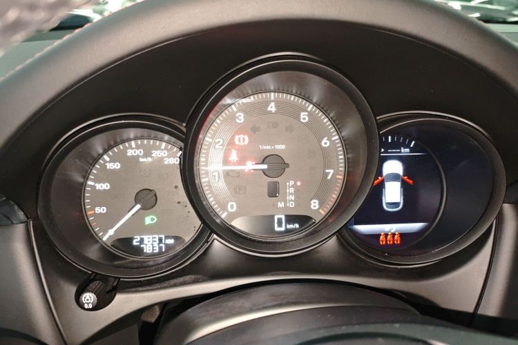 保时捷 2024款 Macan 2.0T中控内饰14