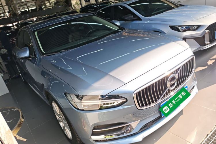 沃尔沃S90 2020款 T5 智逸豪华版车身外观3