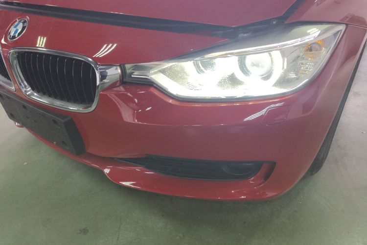 宝马3系 2014款 320i 时尚型局部细节36