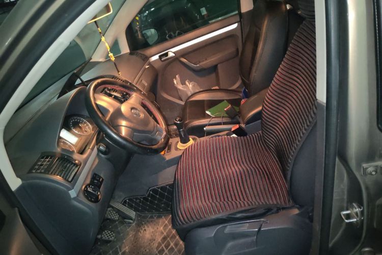 大众 途安 2015款 1.4T 手动风尚版5座中控内饰19