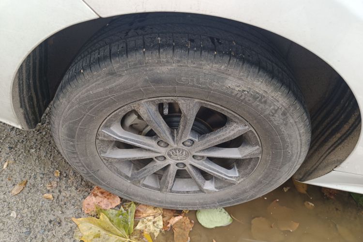 比亚迪 秦PLUS 2021款 EV 400KM 豪华型车身外观6008