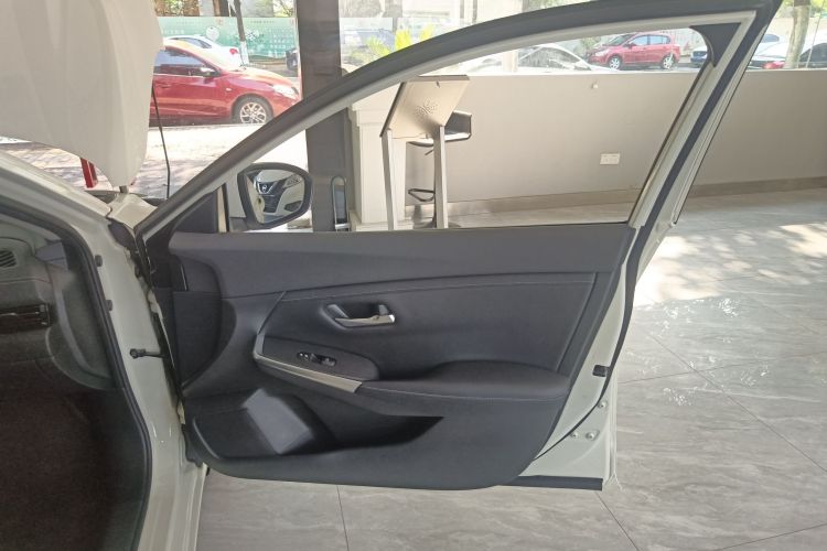 日产 轩逸 2022款 1.6L XL CVT悦享版中控内饰42