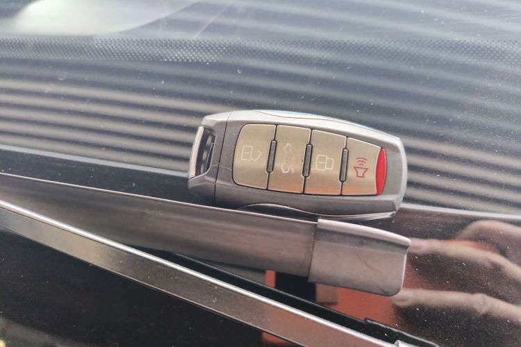 哈弗H6 2021款 第三代 2.0T 自动两驱Max中控内饰11