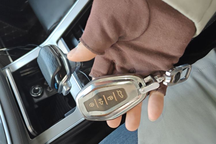 捷途X70 2020款 1.5T DCT悦行版 5座中控内饰11