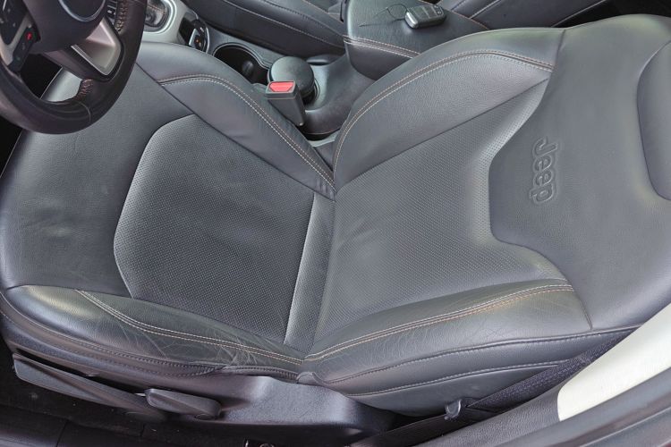 Jeep 指南者 2017款 200T 自动家享版局部细节19