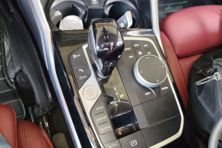 宝马3系 2022款 320Li M运动套装局部细节18