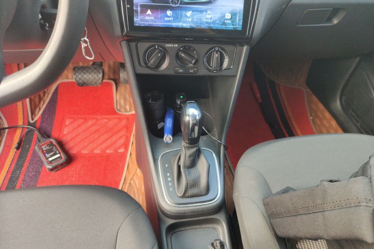 大众 Polo 2018款 1.5L 自动安驾型中控内饰18