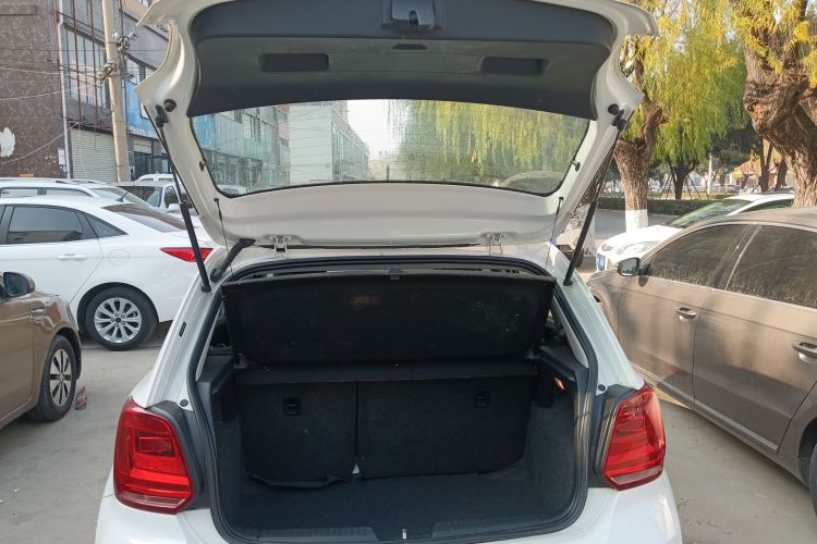 大众 Polo 2018款 1.5L 自动安享型机舱底盘23