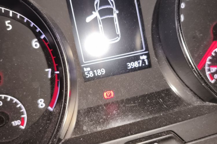 大众 高尔夫 2015款 1.4TSI 自动豪华型中控内饰15