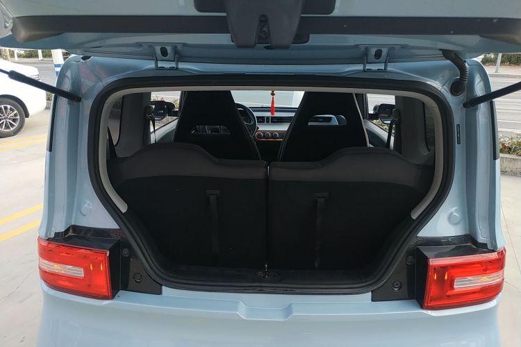 五菱汽车 宏光MINIEV 2022款 悦享款 三元锂机舱底盘23