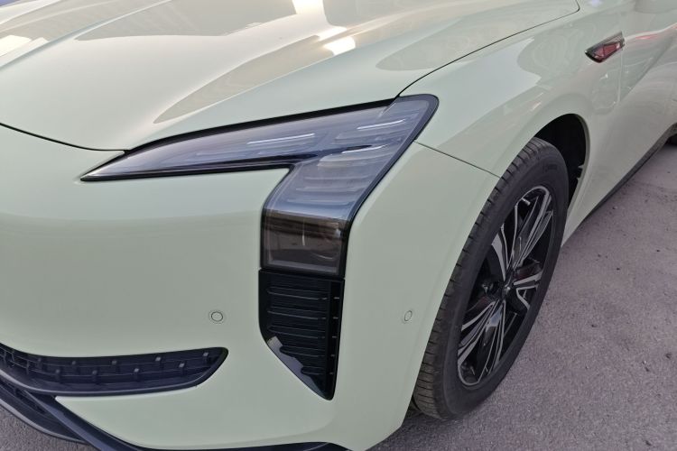 红旗EH7 2024款 690 Pro局部细节36