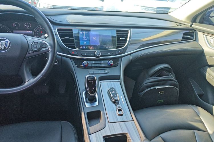 别克 君越 2022款 652T 豪华型中控内饰16