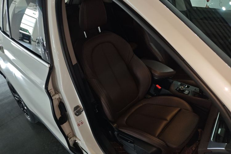 宝马X1 2020款 sDrive20Li 时尚型局部细节41