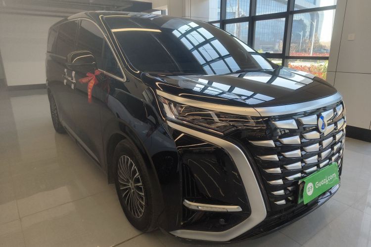 腾势D9 2022款 DM-i 970 四驱尊荣型车身外观6002