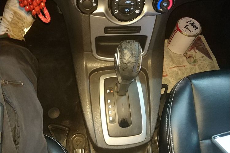 福特 嘉年华 2013款 两厢 1.5L 自动时尚型中控内饰18