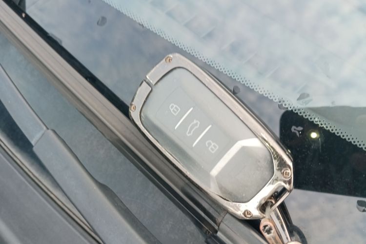 东风风神 奕炫 2020款 230T 自动炫目版中控内饰7001