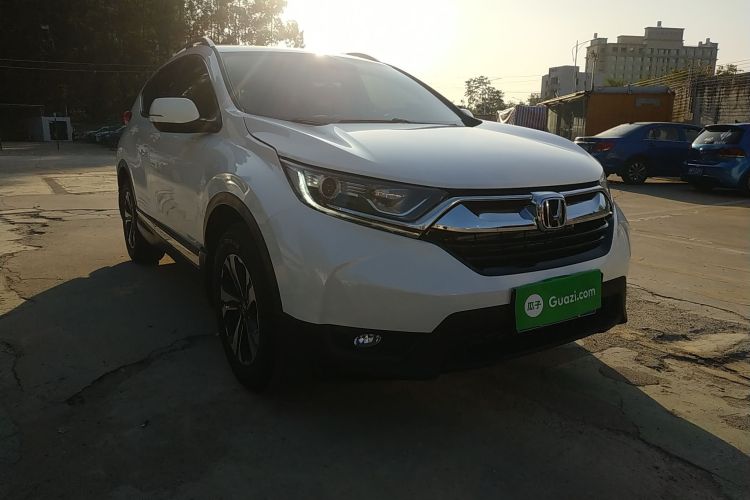 本田CR-V 2018款 240TURBO CVT两驱舒适版车身外观3