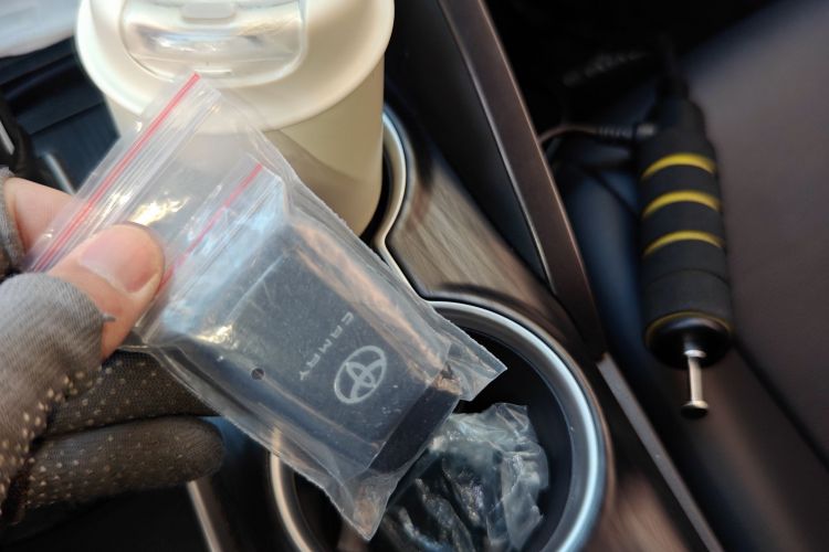 丰田 凯美瑞 2023款 2.0G 豪华版中控内饰11