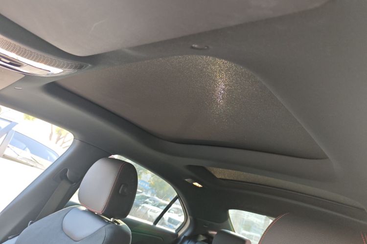 奔驰A级 2023款 A 200 L 时尚型中控内饰22