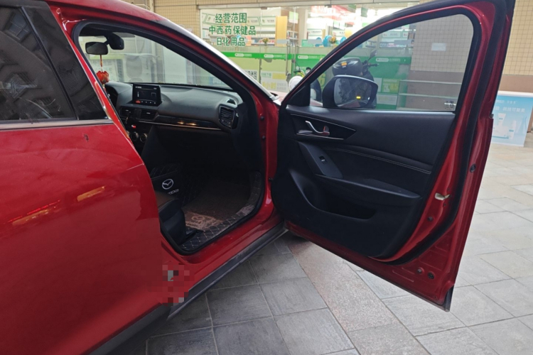 马自达CX-4 2020款 2.0L 自动两驱蓝天活力版局部细节9005