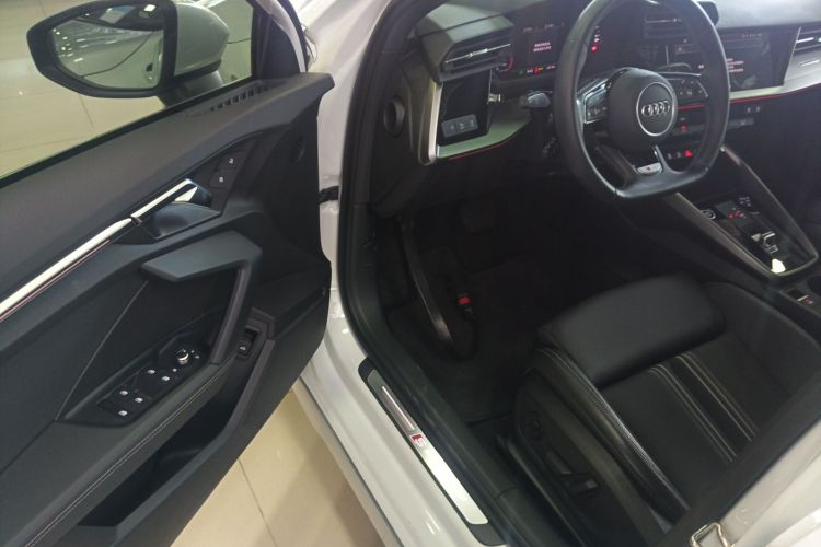 奥迪A3 2023款 改款 Sportback 35 TFSI 时尚运动型中控内饰7002