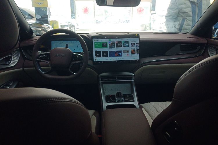 比亚迪 海豹 2023款 DM-i 1.5T 121km 旗舰型中控内饰12