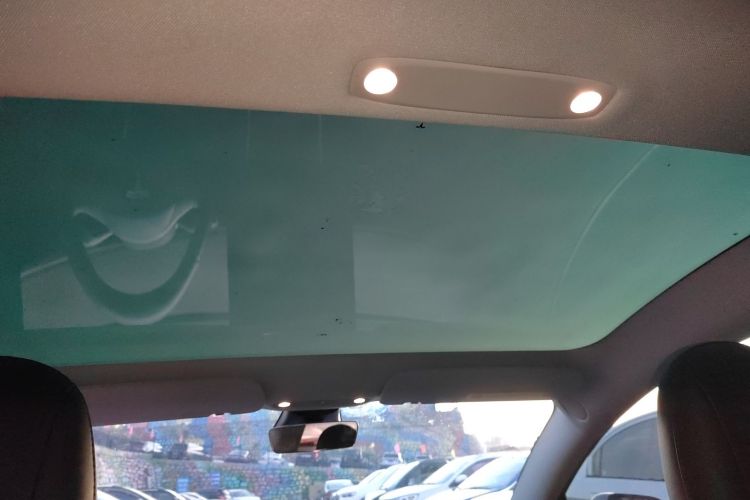 特斯拉 Model 3 2019款 标准续航后驱升级版中控内饰22