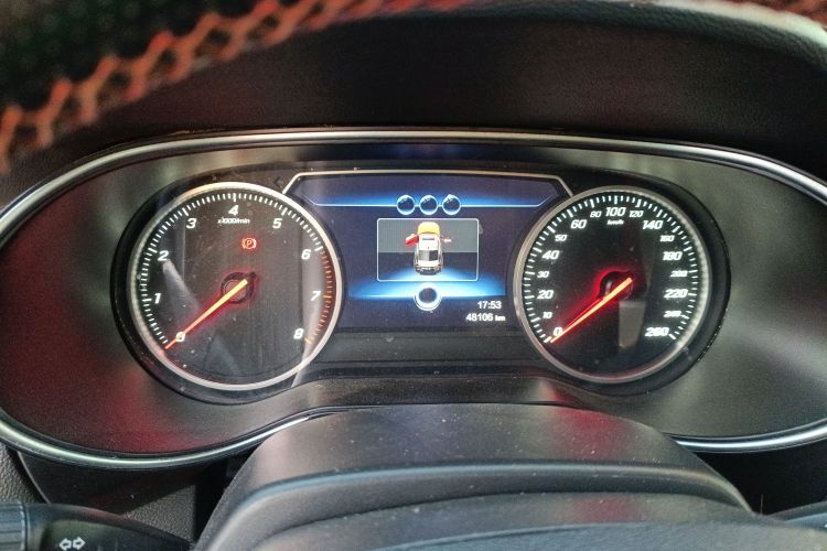 红旗H5 2020款 1.5T DCT旗韵版中控内饰14