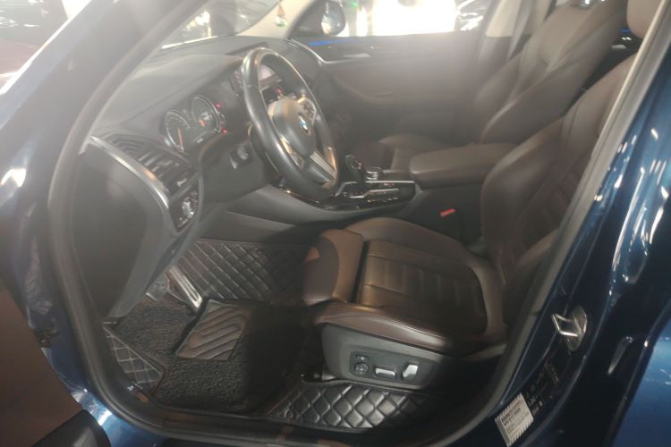 宝马X3 2019款 xDrive30i 领先型 M运动套装局部细节19