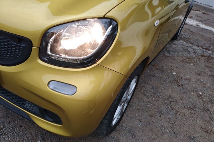 smart forfour 2016款 1.0L 52千瓦灵动版局部细节36