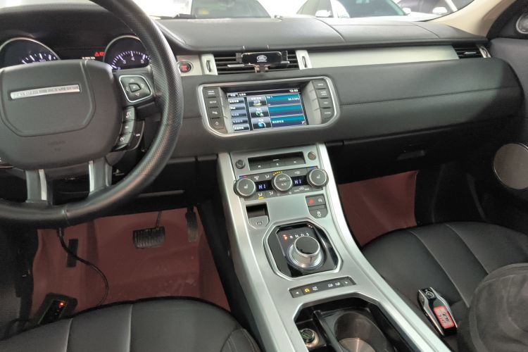 路虎 揽胜极光 2015款 2.0T 五门智耀版中控内饰16