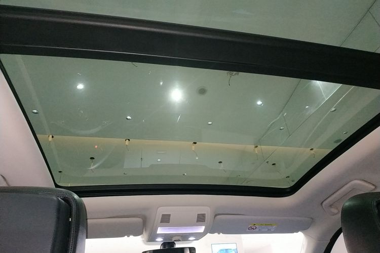 大众 途锐 2017款 3.0TSI 拓界版中控内饰22