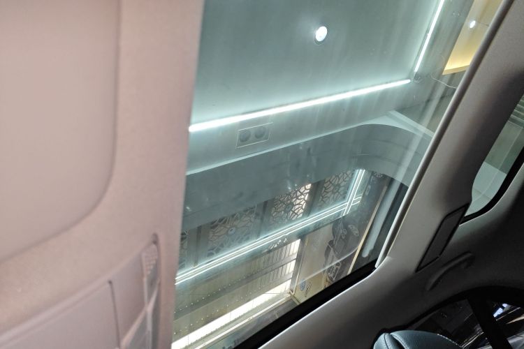 奔驰C级 2021款 C 200 L 时尚型运动版局部细节22