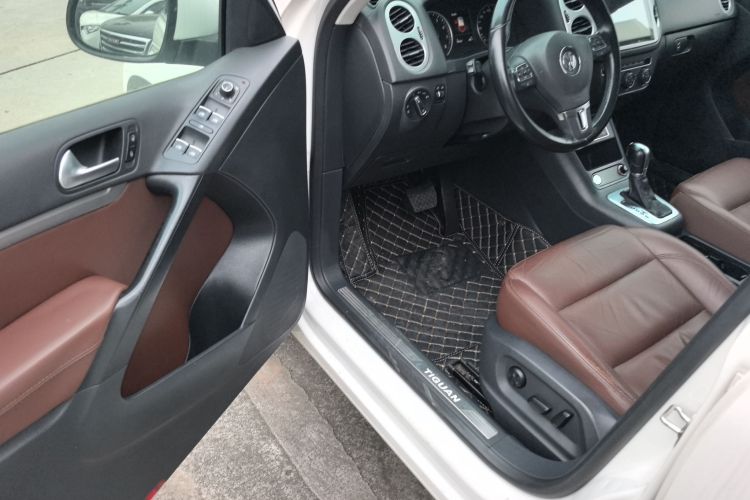 大众 途观 2015款 1.8TSI 自动两驱豪华型中控内饰20