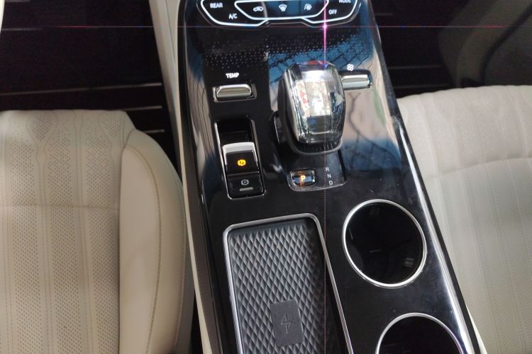 东风风行 星海V9 2024款 1.5TD 200km 青云梯系列 尊贵型中控内饰18